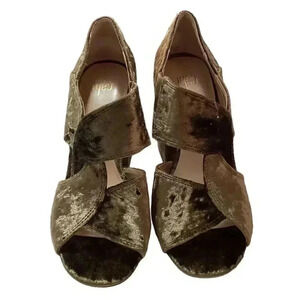 Cabi Interlock Women 7 Crushed Velvet Block Heels Green Chunky Slip On Open Toe